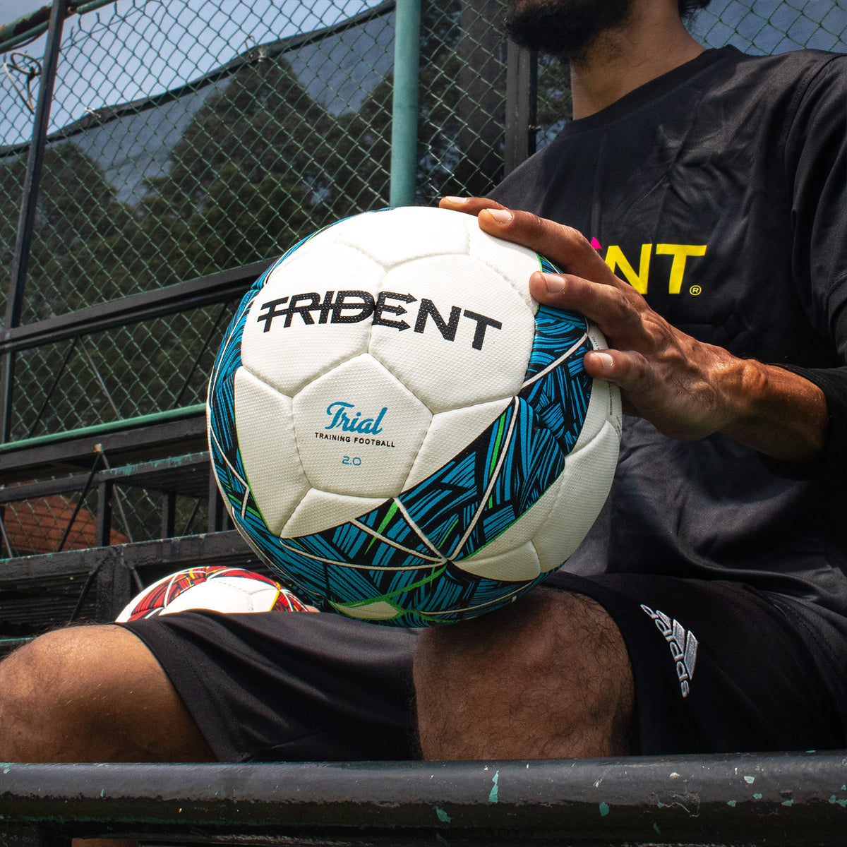 Trident Trial 2.0 Training Football - Size 4 (Chaos Blue)