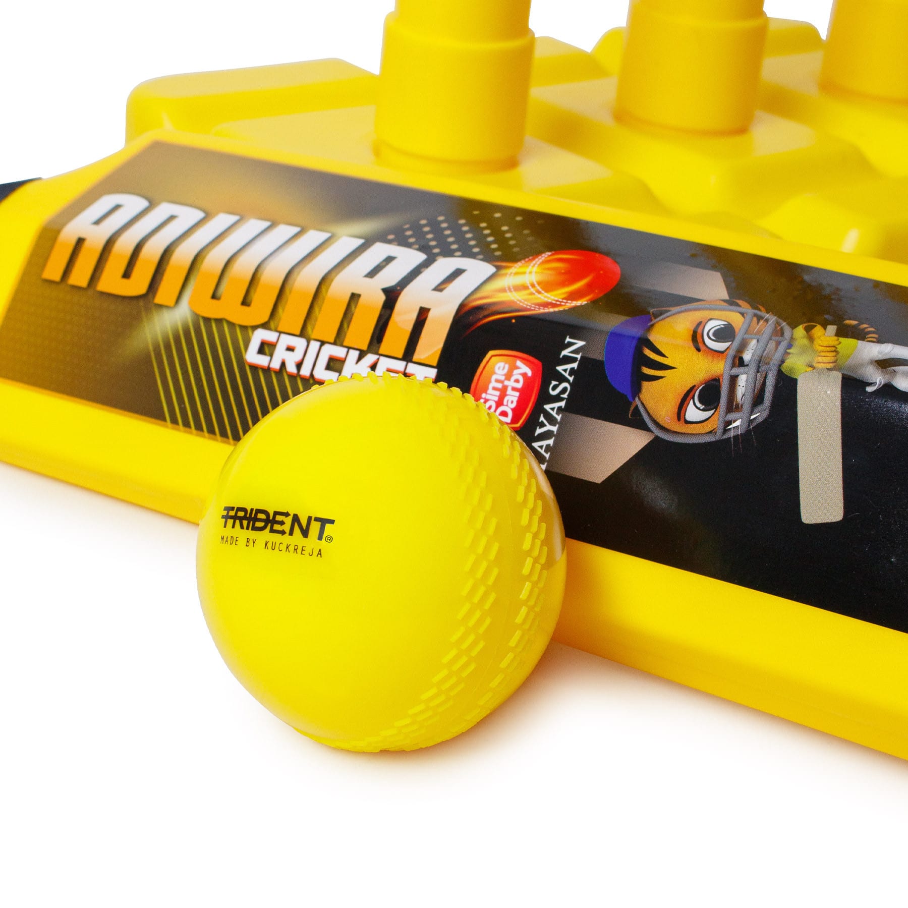 Trident Adiwira Cricket Ball - Image 3