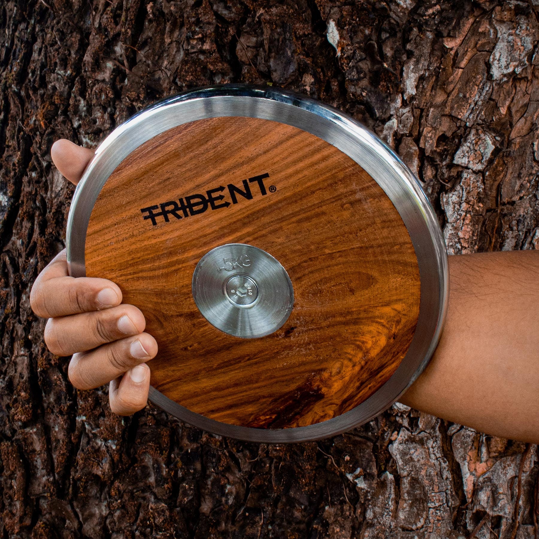 Trident Wooden Discus - 1.50kg - Image 6