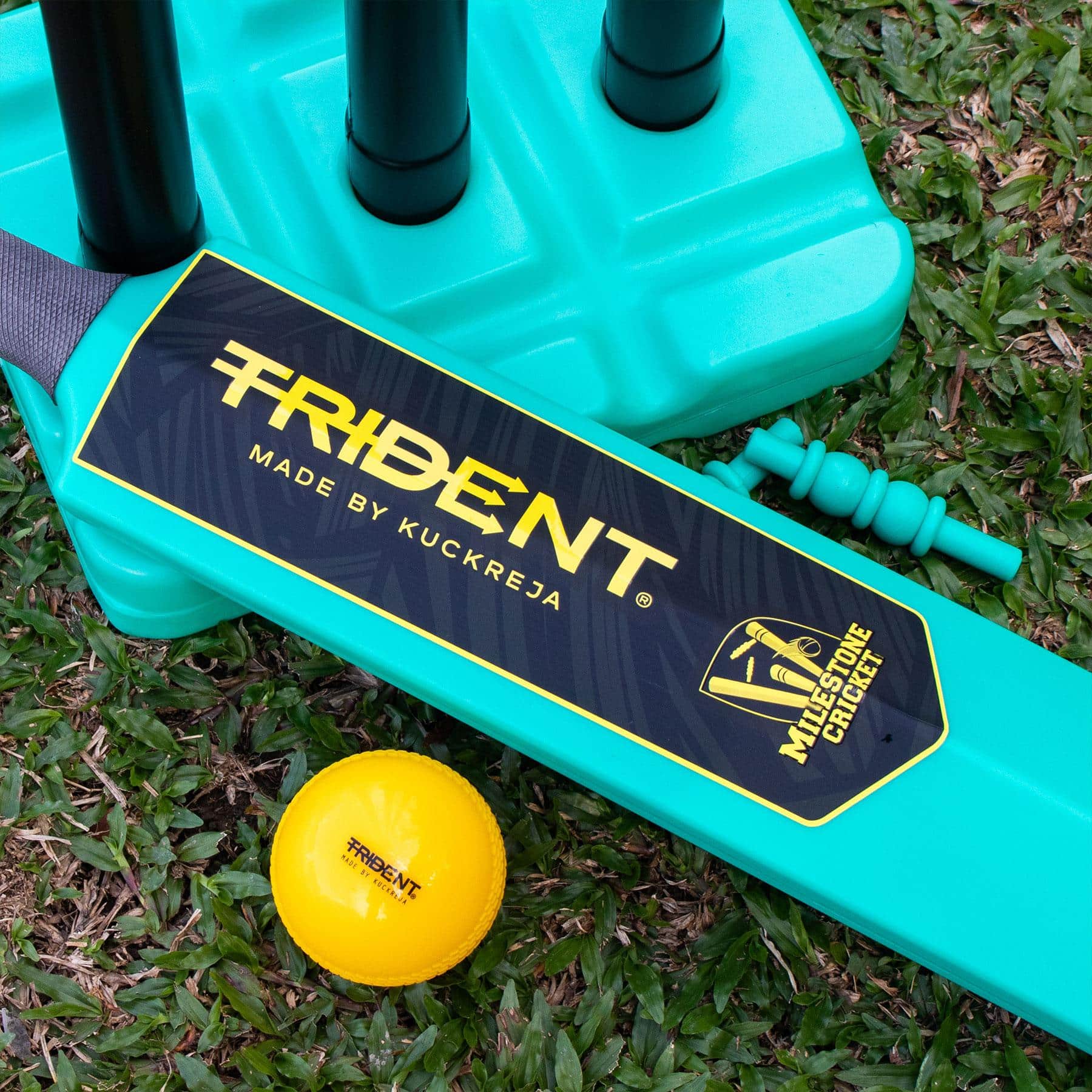 Trident Milestone Cricket Set - Image 9