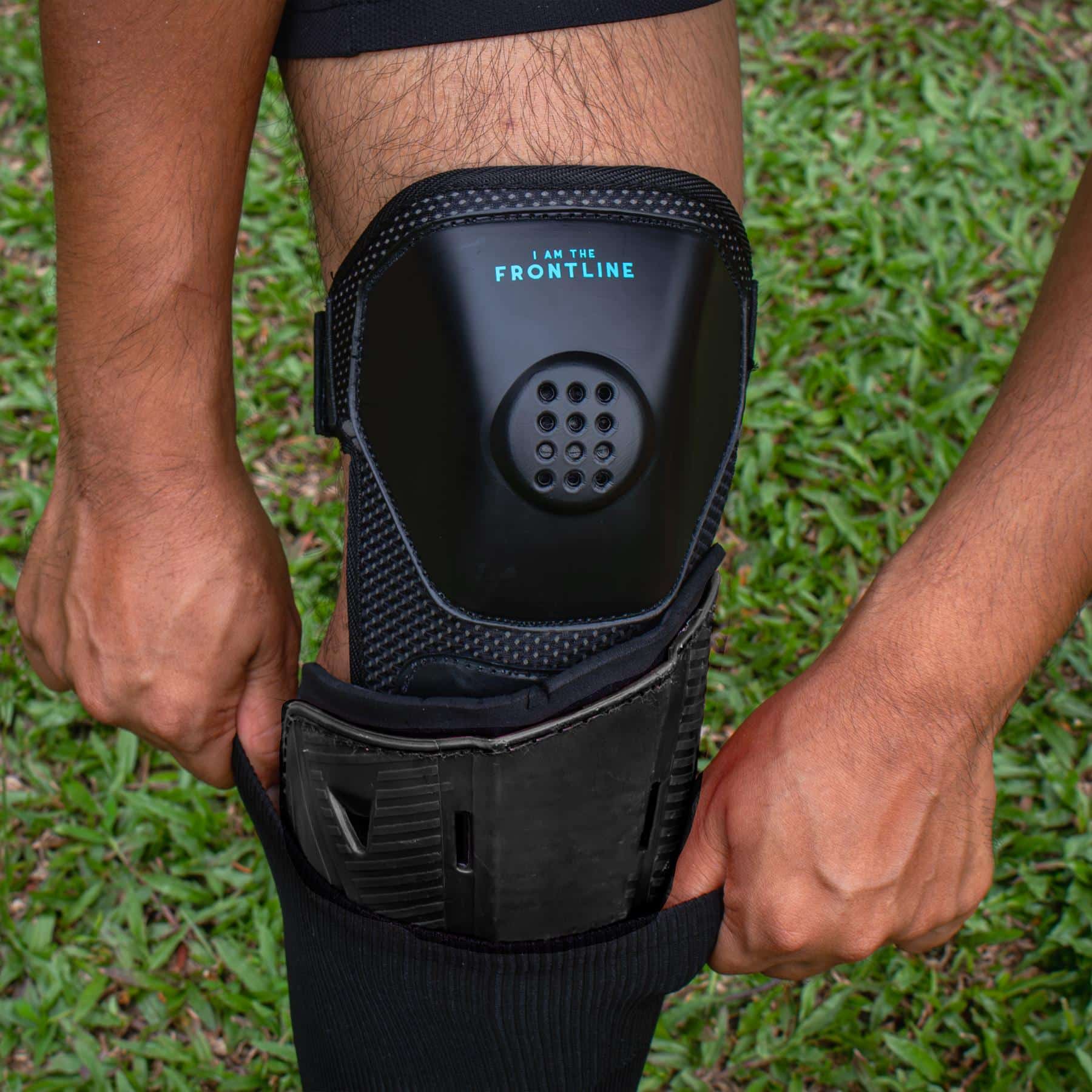 Trident Frontline Penalty Corner Knee Guards - Image 6
